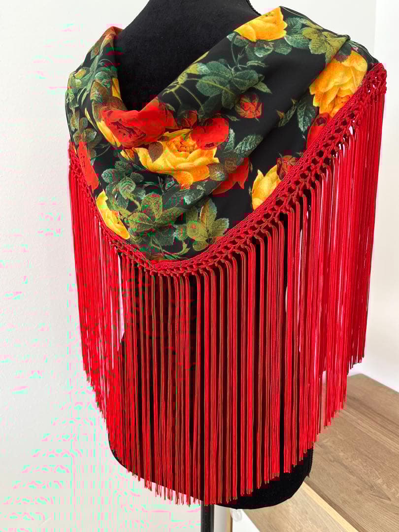 フラメンコ マントンシージョ ブラック花柄　レッドフレコ