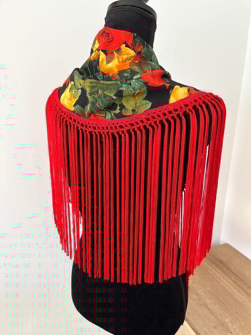 フラメンコ マントンシージョ ブラック花柄　レッドフレコ