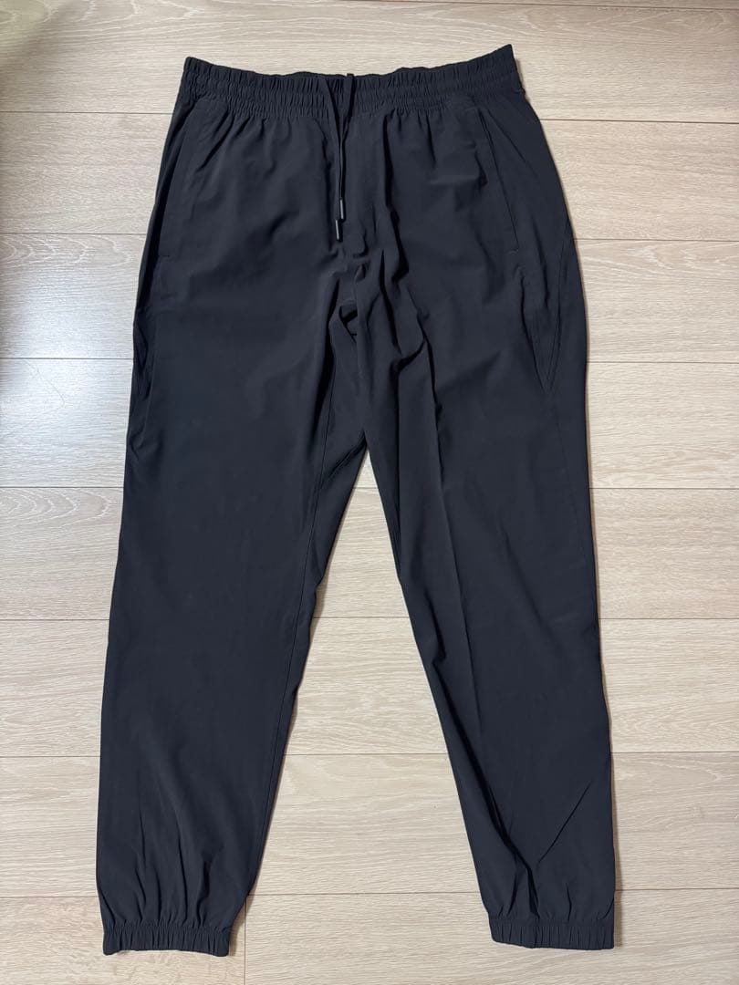 Lululemon pace breaker ジョガーパンツ　ルルレモン