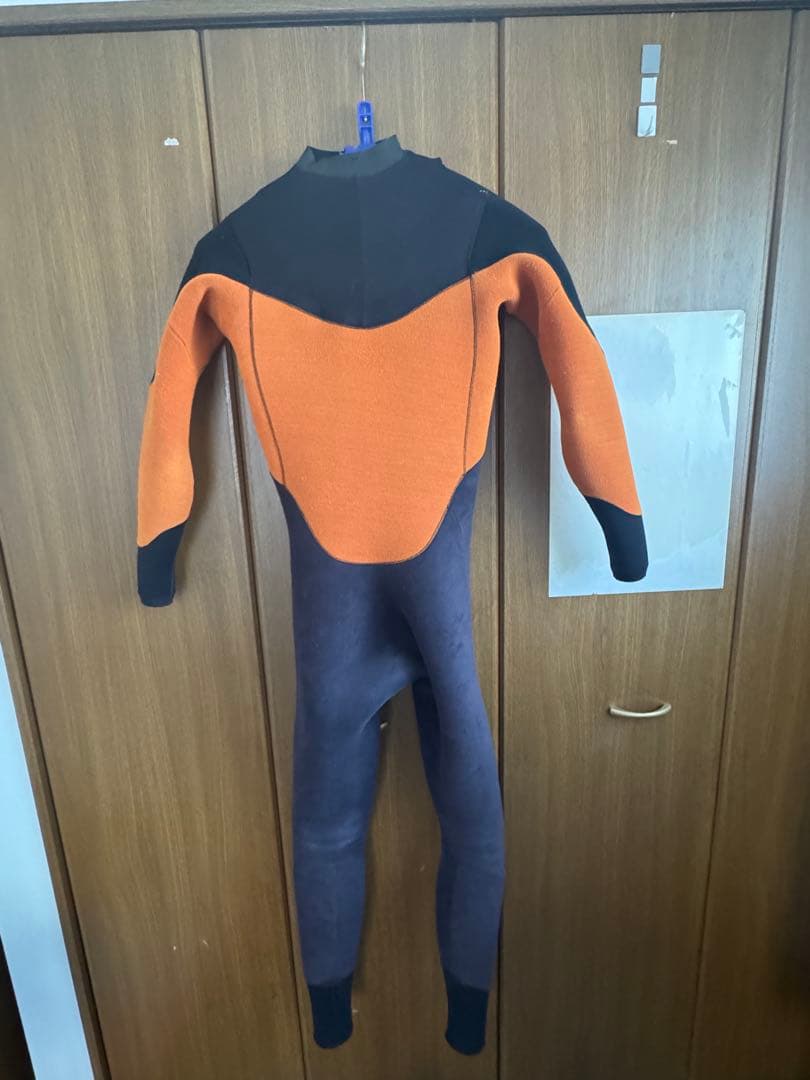 AIRTIGHT ブラック ウェットスーツ