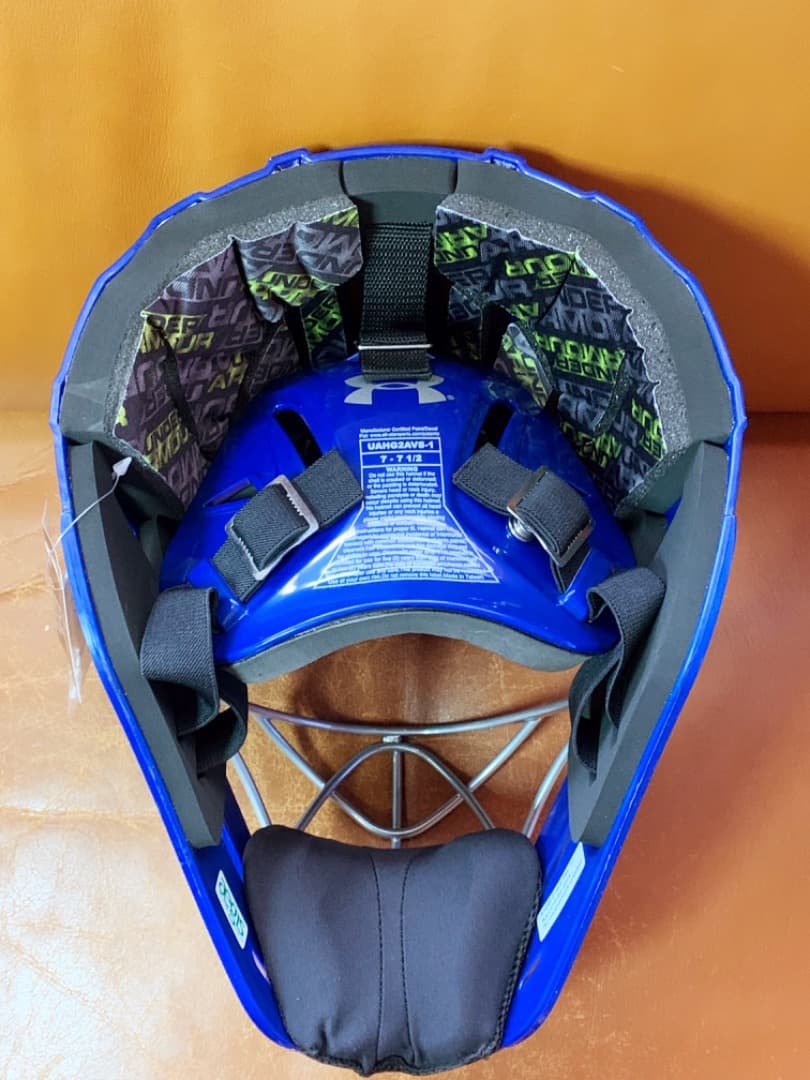 新品☆アメリカ国内限定☆UAマスク＋adidasプロテクター・レガース★青