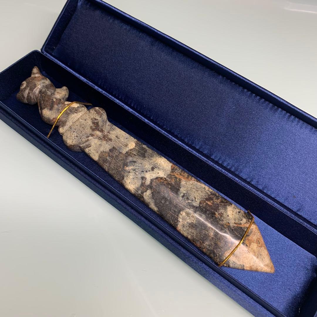 神獣神刀のトーテム 宇宙パワー 不思議の石鉄隕石　アンティーク　彫刻縁起物