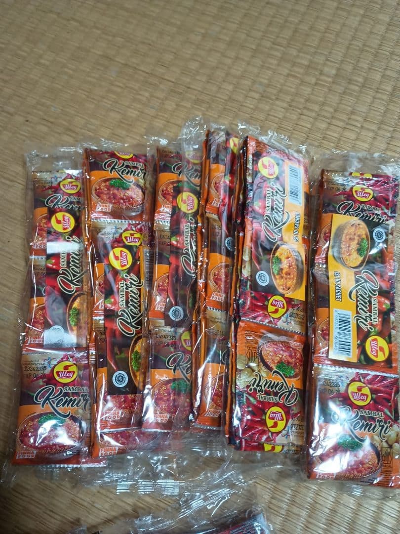 4種類のULEGサンベルRawit-Terasi-Teri-Kemiri190袋