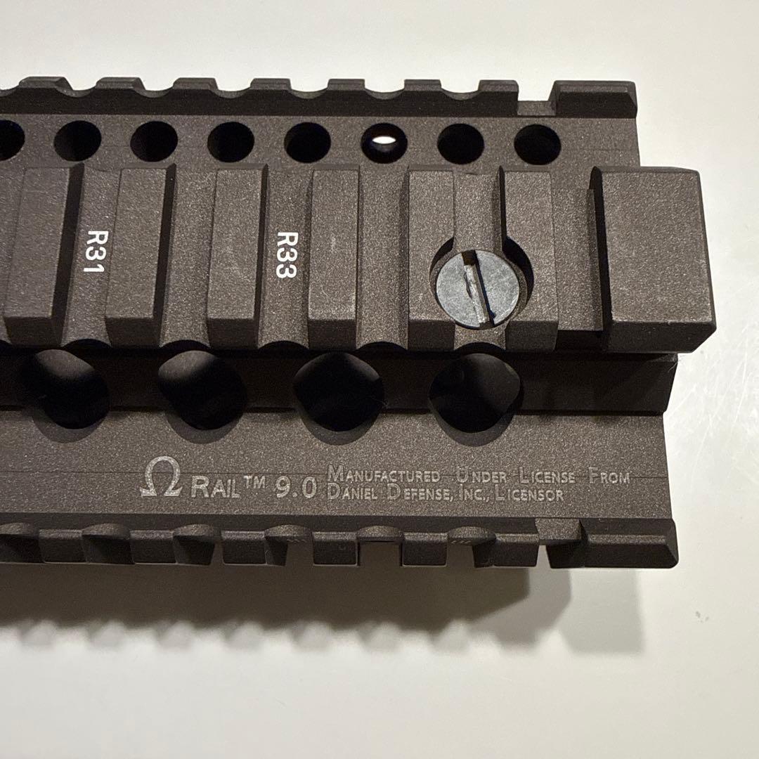 Daniel Defenseタイプ　ハンドガード