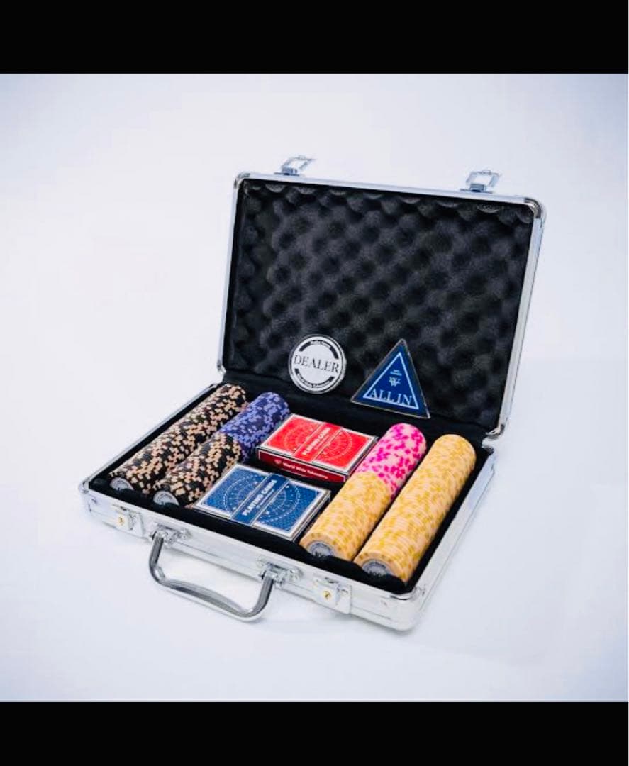 ヨコサワポーカーセット　アルミケース入り