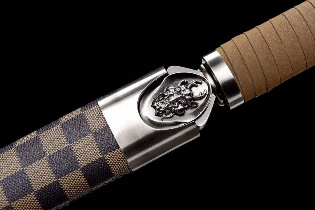 『刺繍春刀——プラダPRADA』 古兵器 武具　刀装具　日本刀　模造刀 居合刀