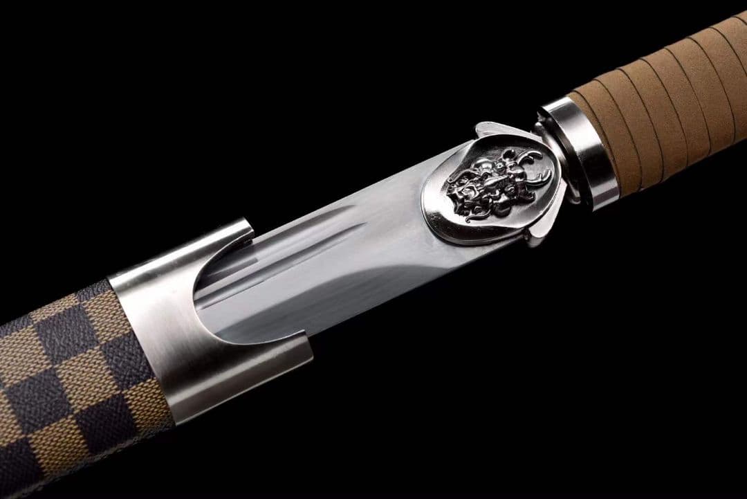 『刺繍春刀——プラダPRADA』 古兵器 武具　刀装具　日本刀　模造刀 居合刀