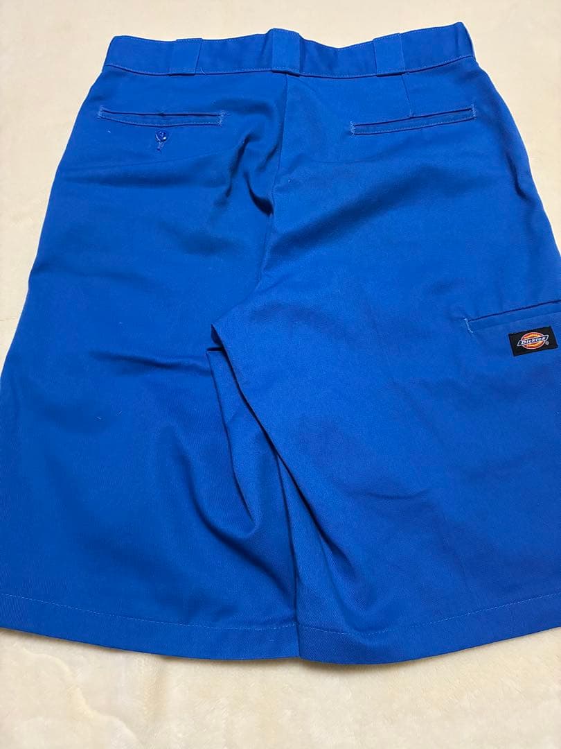 フォーリミ　サイン入り　青ショートパンツ
