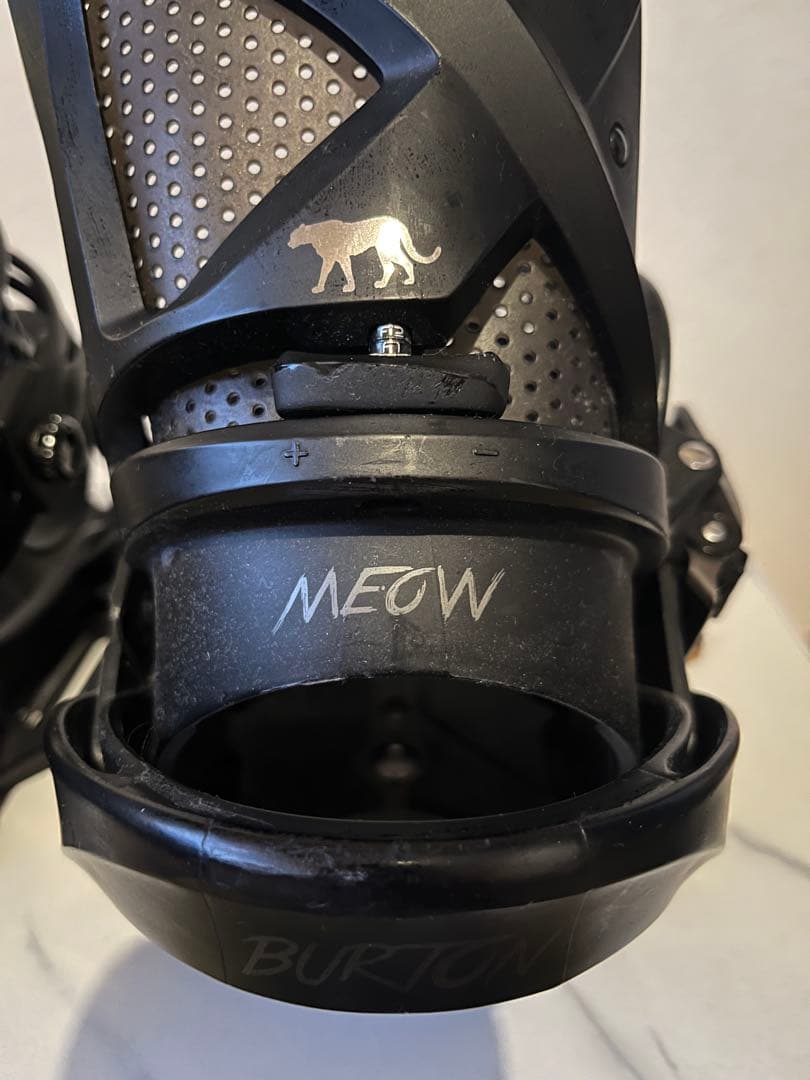 Burton Lexa estビンディング Mサイズ　左足ラチェット破損あり