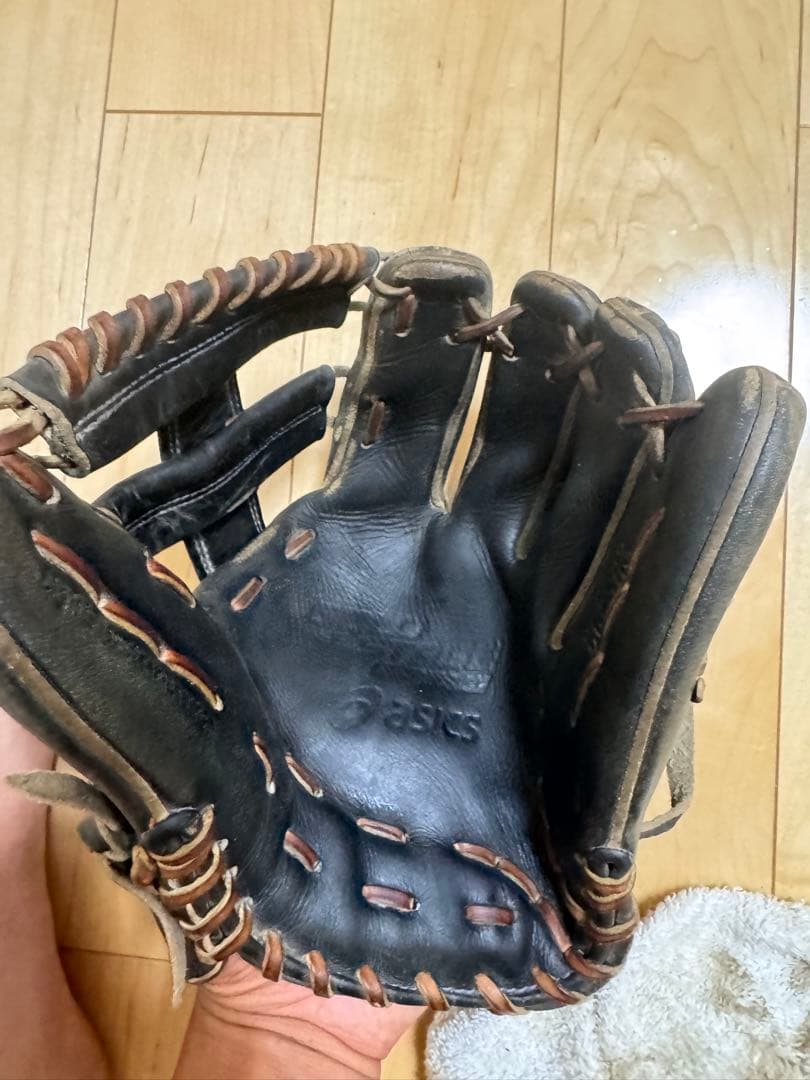 硬式用グローブ 黒