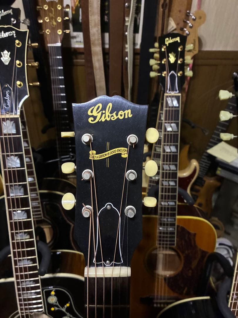 Gibson Custom Shop1942Banner Jー45