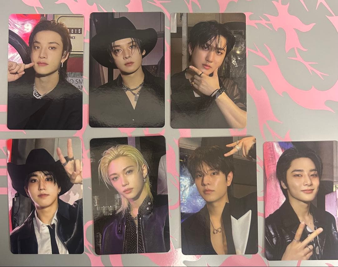 スキズ DOIT ZIPUP HOODIE ヒョンジン以外のトレカ付き