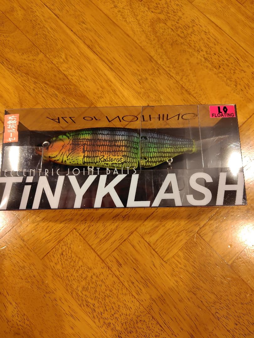 TiNY KLASH Low フローティングルアー　タイニークラッシュ