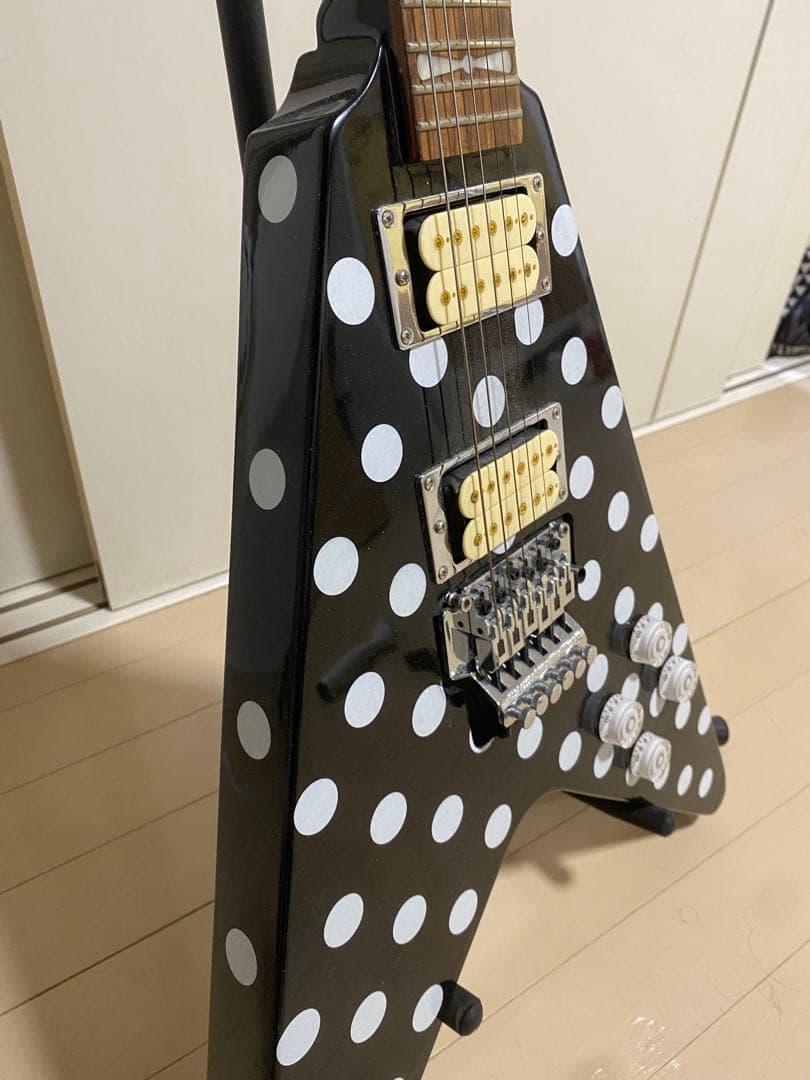 【ラン様用ページ】ランディローズ　ポルカドットフライングv フロイドローズ