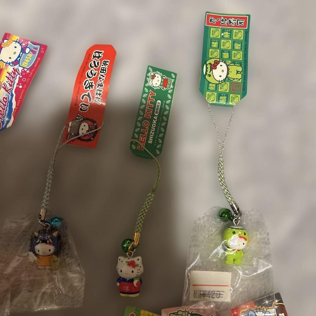 ご当地ハローキティー　ストラップ　まとめ売り