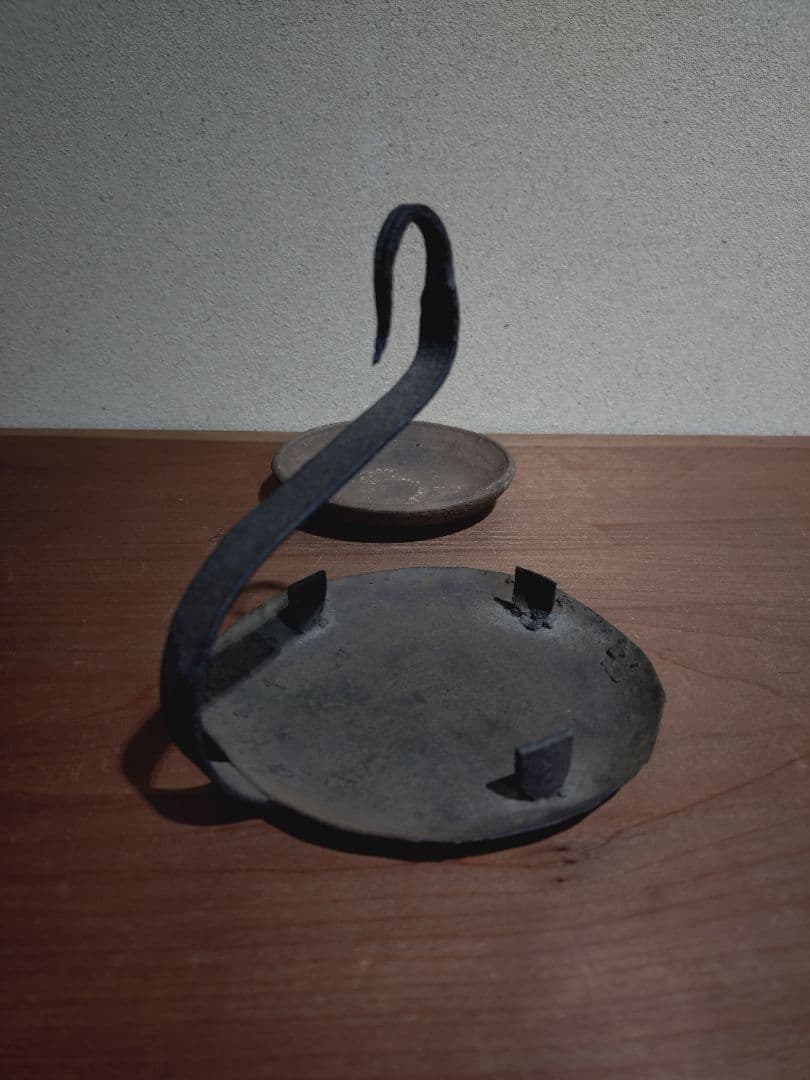 鉄製 吊るし灯火器 花器 花入れ 古道具 古民具 燭台 行燈 行火 灯明