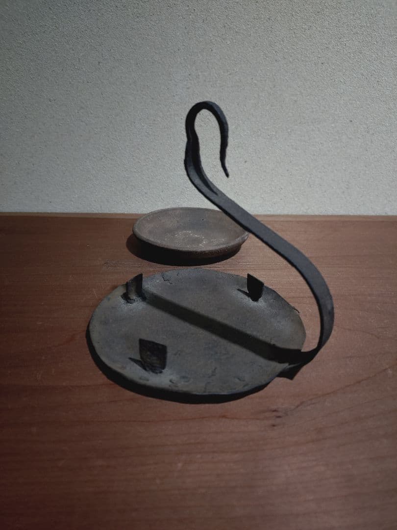 鉄製 吊るし灯火器 花器 花入れ 古道具 古民具 燭台 行燈 行火 灯明