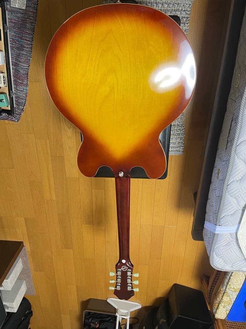 スケアリー！エピフォンES-335カスタムショップ製リミテッドエディション