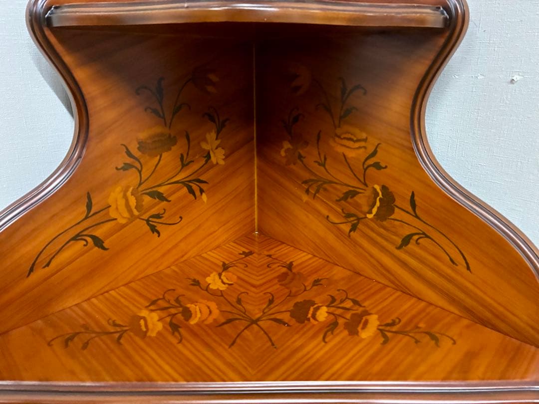 管397☆イタリア製☆アンティーク☆象嵌細工☆コーナーキャビネット