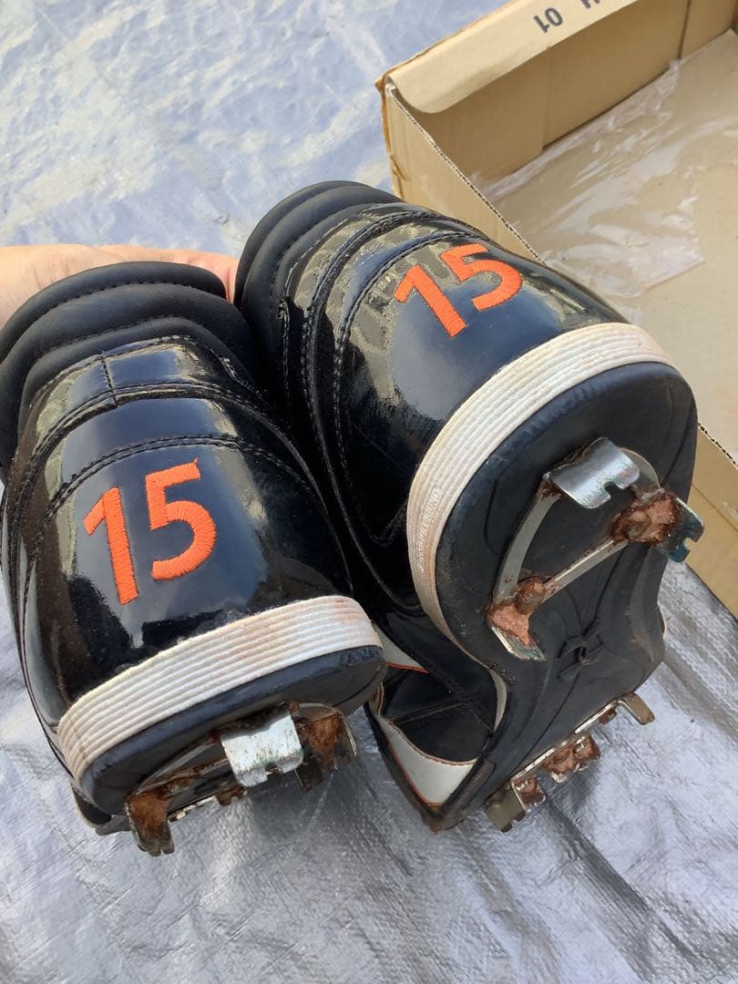 直筆サイン入り 読売ジャイアンツ 澤村投手 実使用スパイク アンダーアーマー