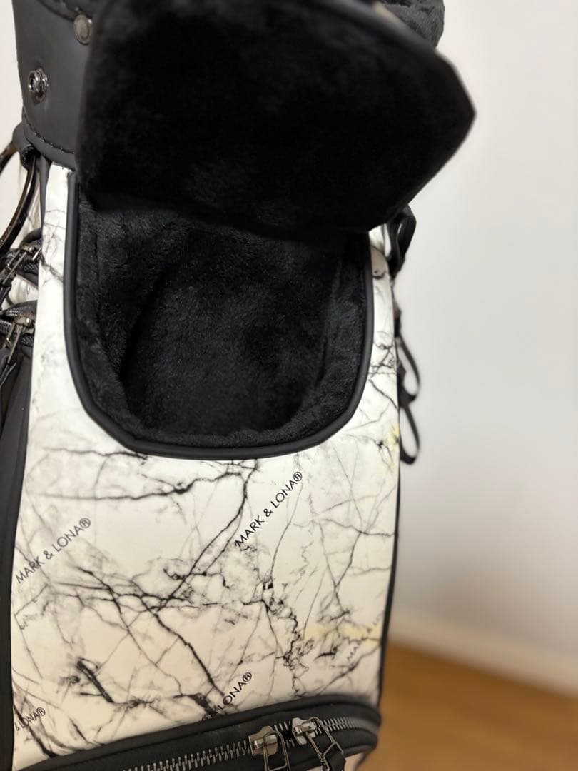 マークアンドロナ　キャディバッグ