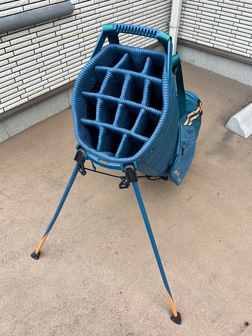 Sun mountain スタンド付きゴルフバッグ 口枠14分割