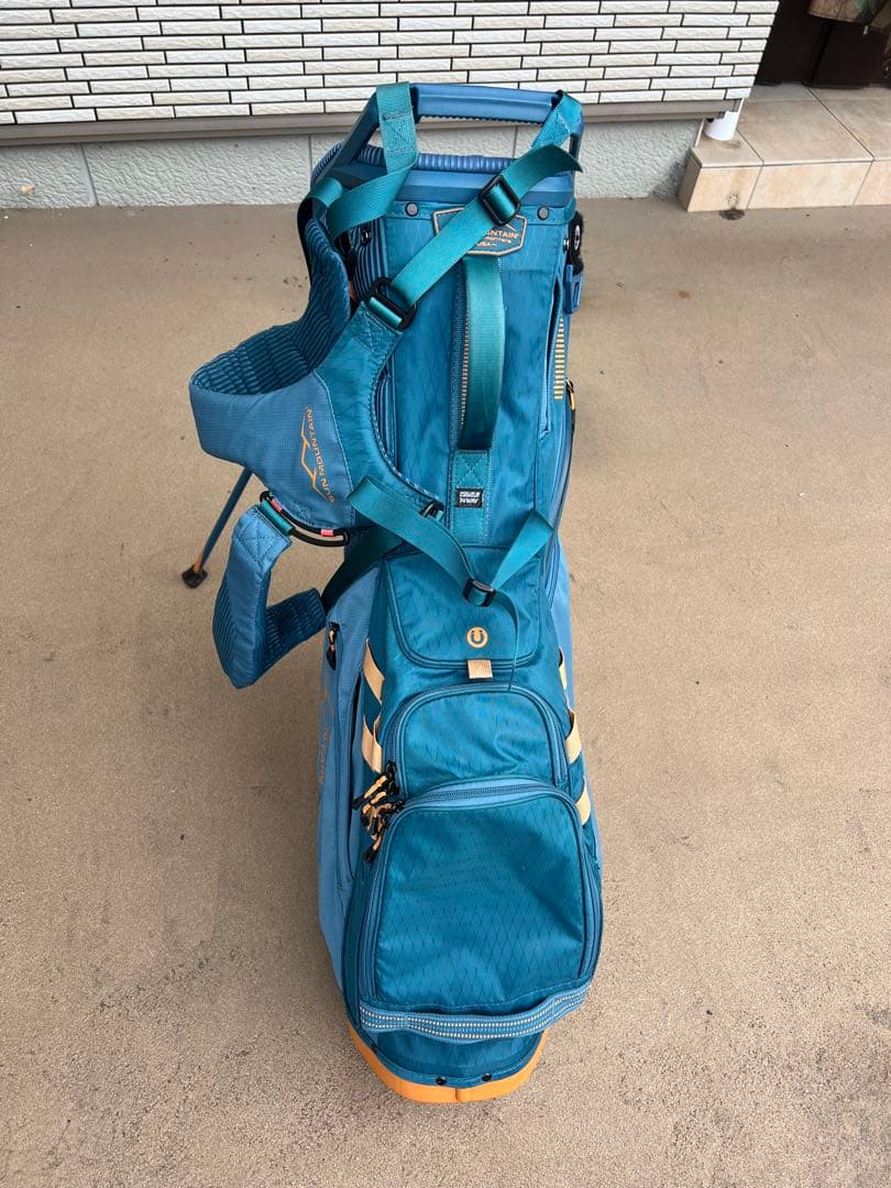 Sun mountain スタンド付きゴルフバッグ 口枠14分割