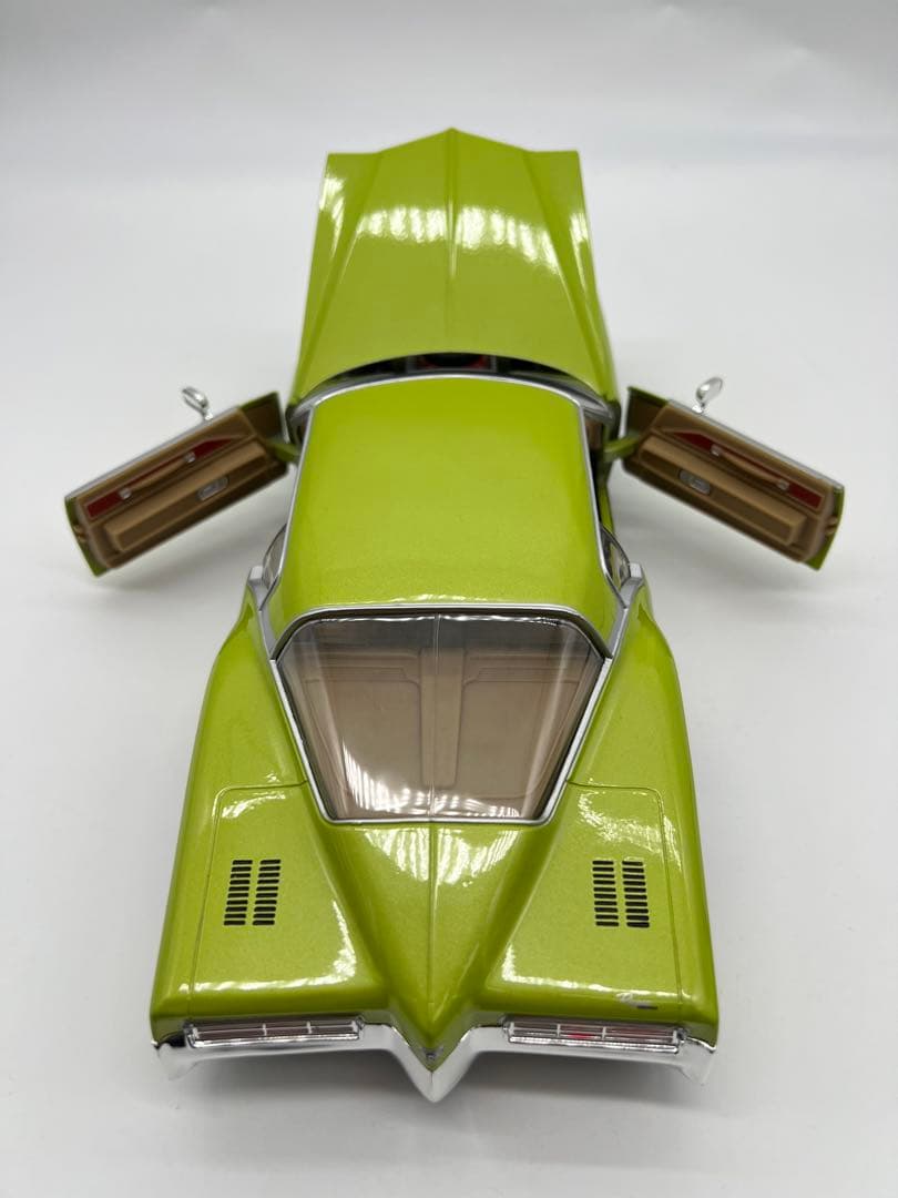 No483ミニカー1/18箱なし1971 Buick Riviera GS