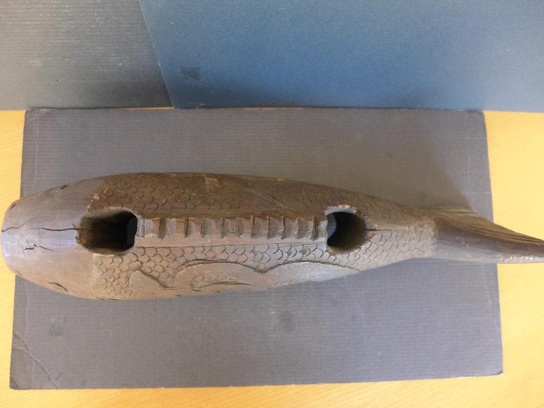 時代物　囲炉裏道具　自在鉤　一刀彫り鯉(横木)　寿・水の文字彫り　レトロ