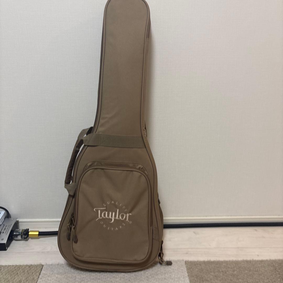 ギター Baby Taylor BTe-Koa