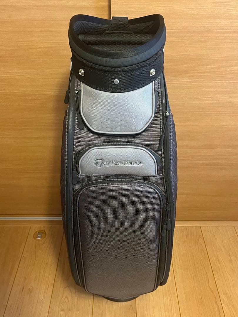 Taylor made キャディバック　Audi