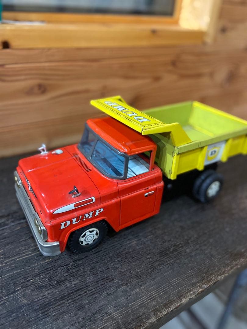 ブリキ玩具箱付き　DAITO フリクションダンプ　ボンネットトラック　昭和レトロ