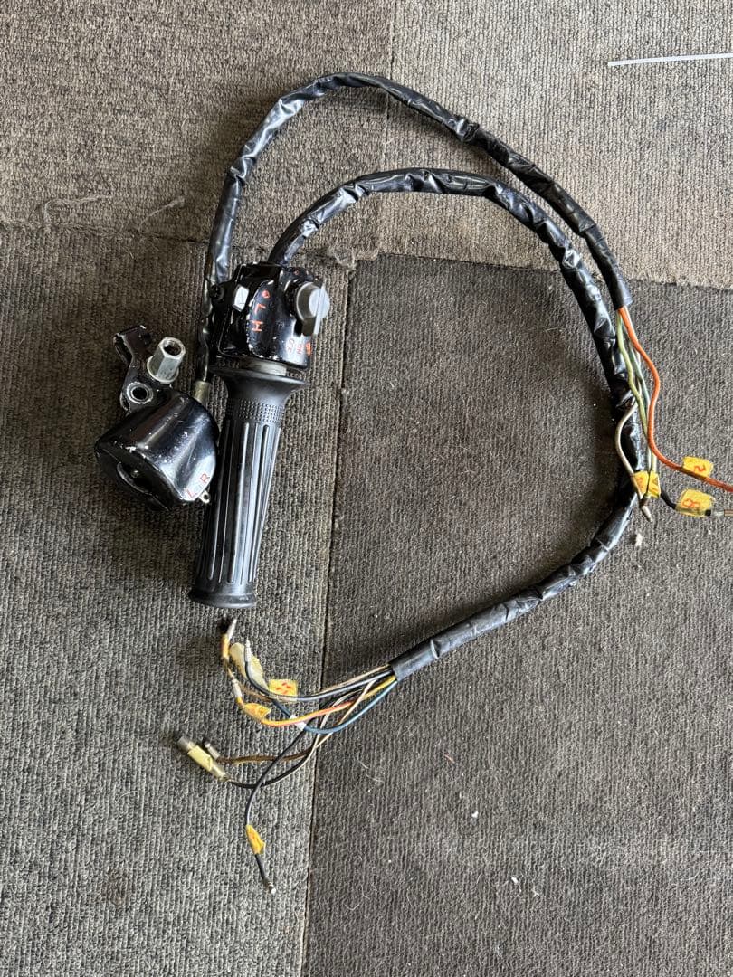 cb750 k0 右側　ハンドルスイッチ　1本引き　アクセル