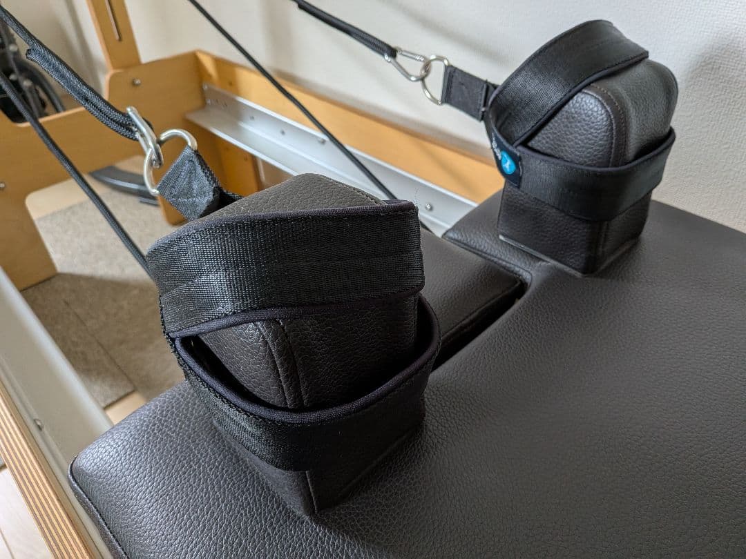 木製リフォーマー ピラティス用 MotionCarePilates