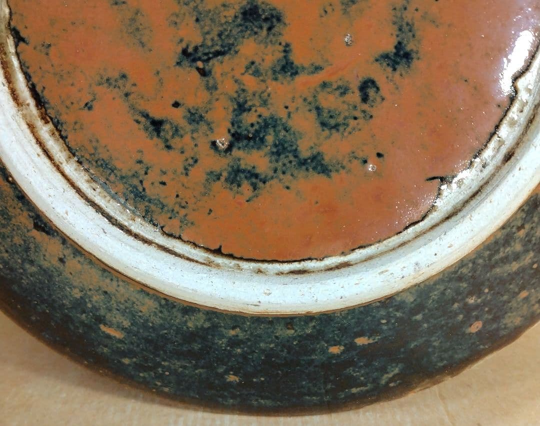 極美品 濱田庄司(浜田庄司) 鐵釉抜絵皿 共箱【本物保証】益子焼 人間国宝 民藝