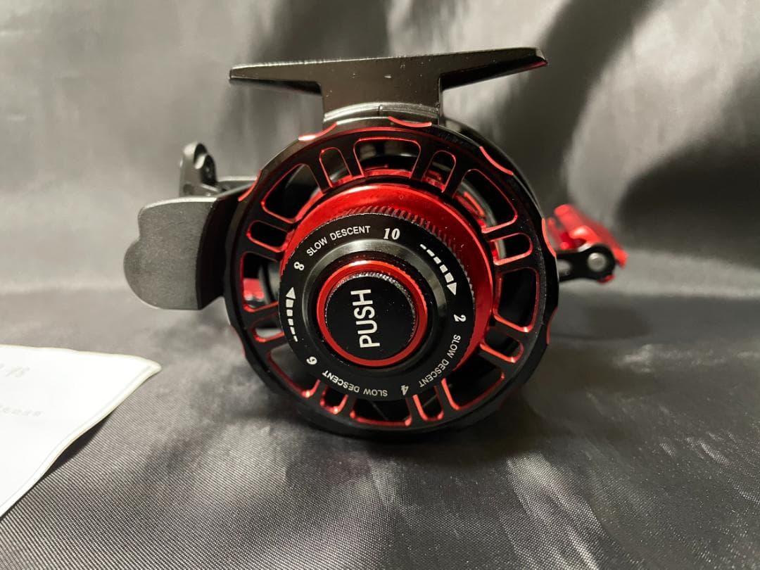 筏 カセ リール右巻き ドラグ付き チョイ出し付き 　マグネットブレーキ付き