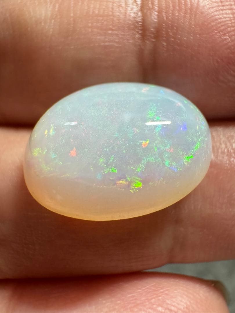 特大半透明天然オパール 8.794ct