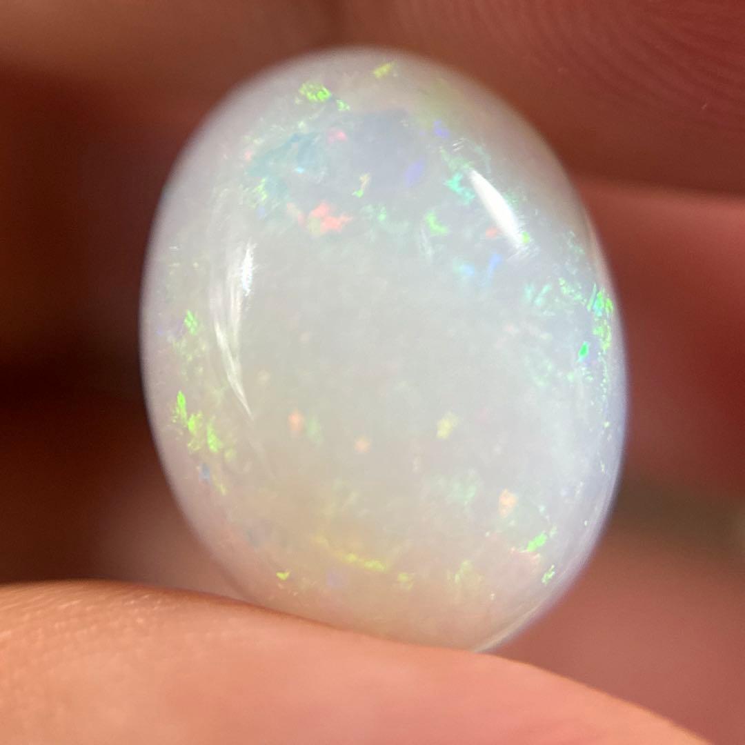 特大半透明天然オパール 8.794ct