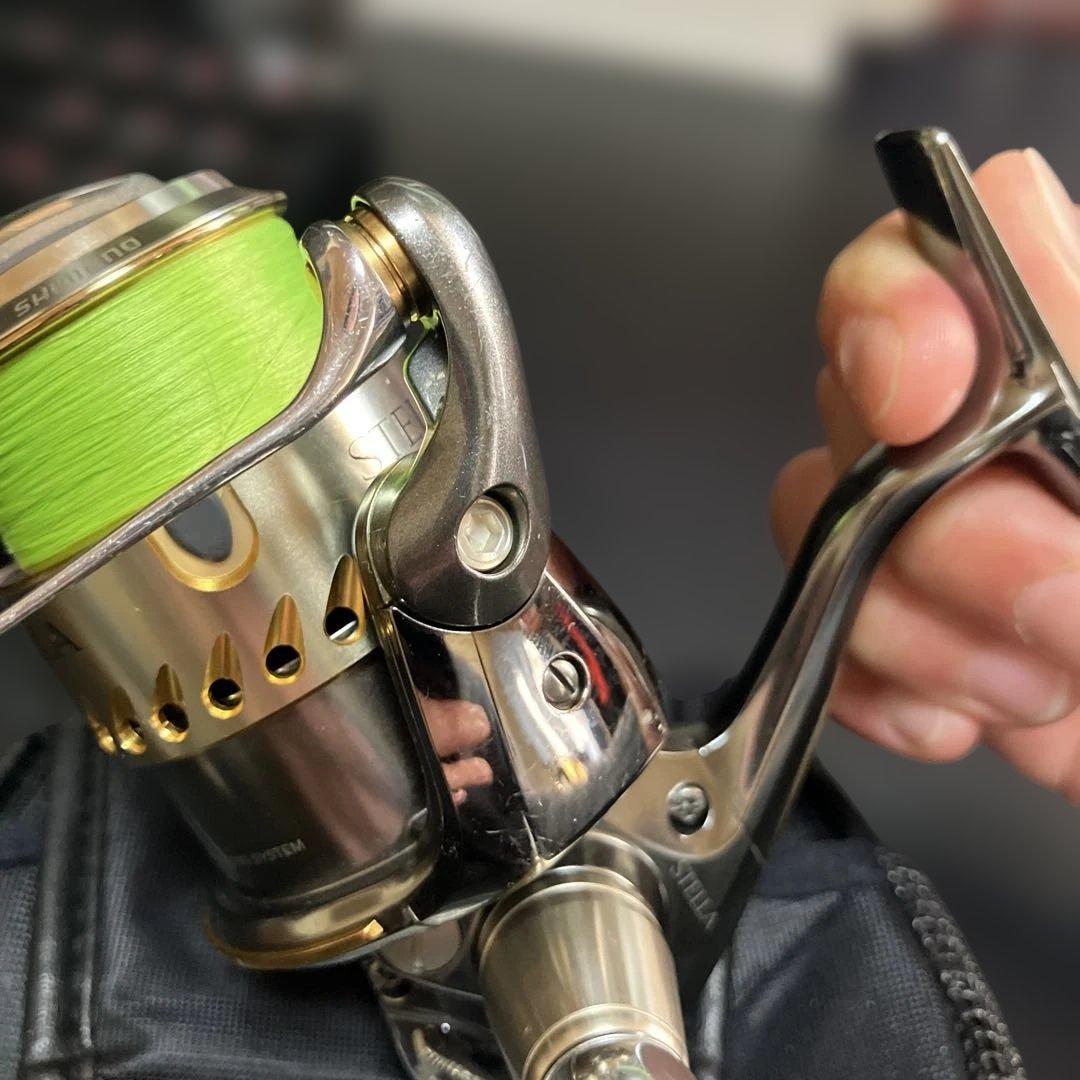 SHIMANO シマノ 04 STELLA ステラ 2000S スピニングリール