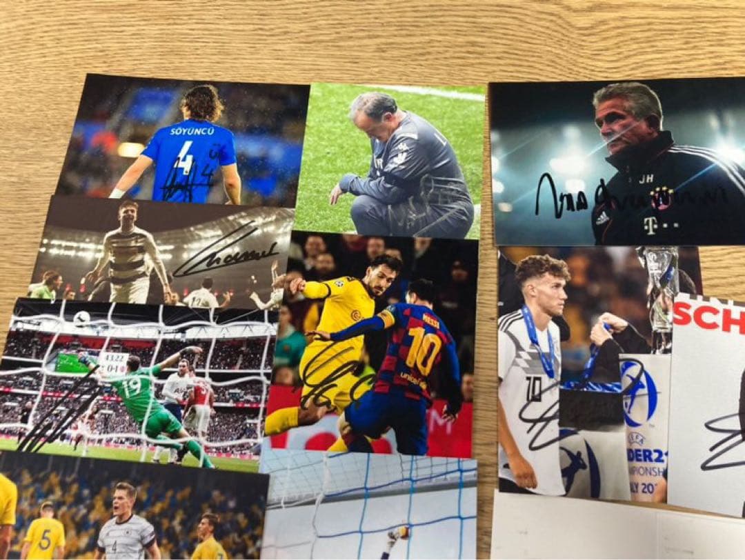 サッカー選手 直筆サイン入り 写真 フォト L判 オートグラフ バラ売り可能