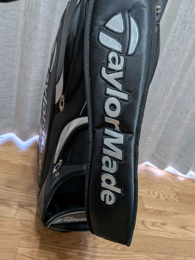 TaylorMade キャディバッグ 黒/シルバー