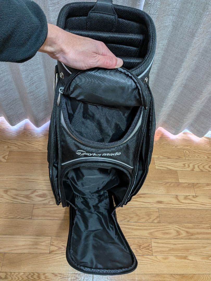 TaylorMade キャディバッグ 黒/シルバー