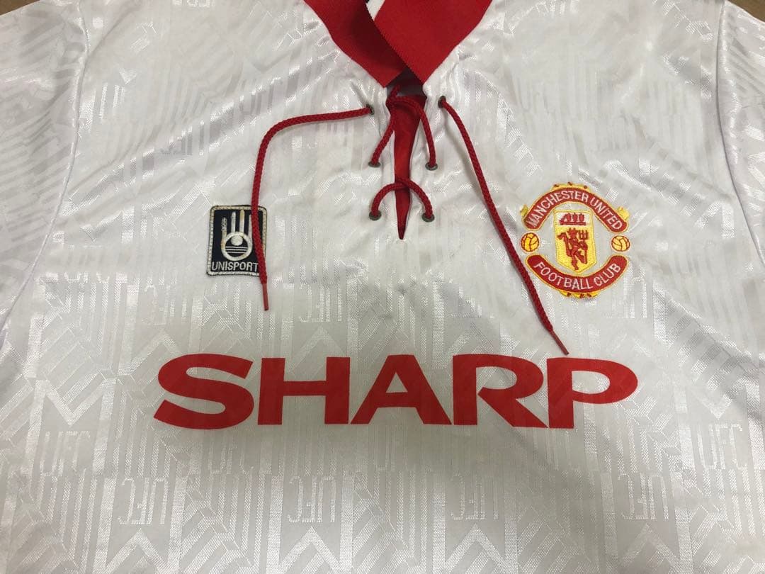 ユニフォーム　マンチェスターユナイテッド超レア紐襟サイズＸＬ