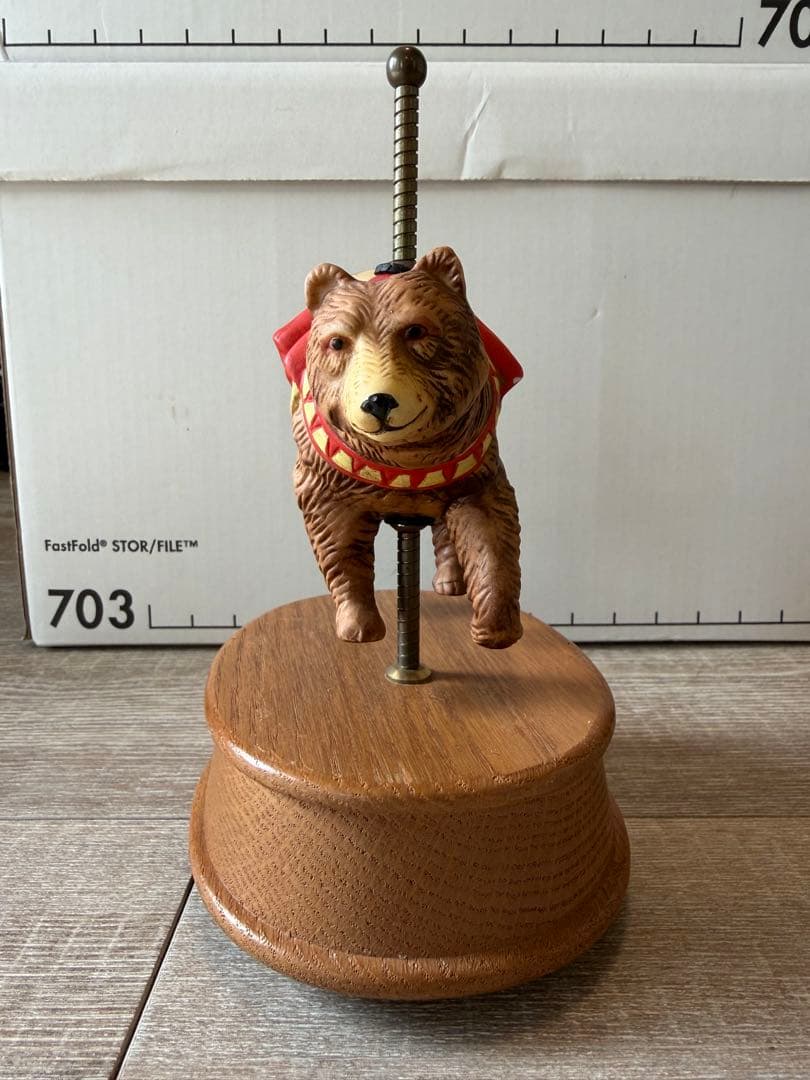 ［珍品］アンティーク　熊のオルゴール