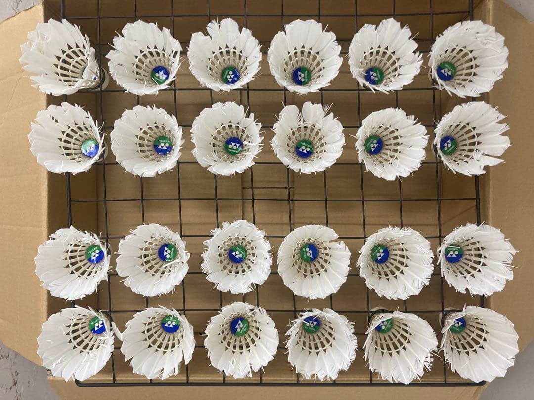 ニューオフィシャルなど　セミシャトル　120個