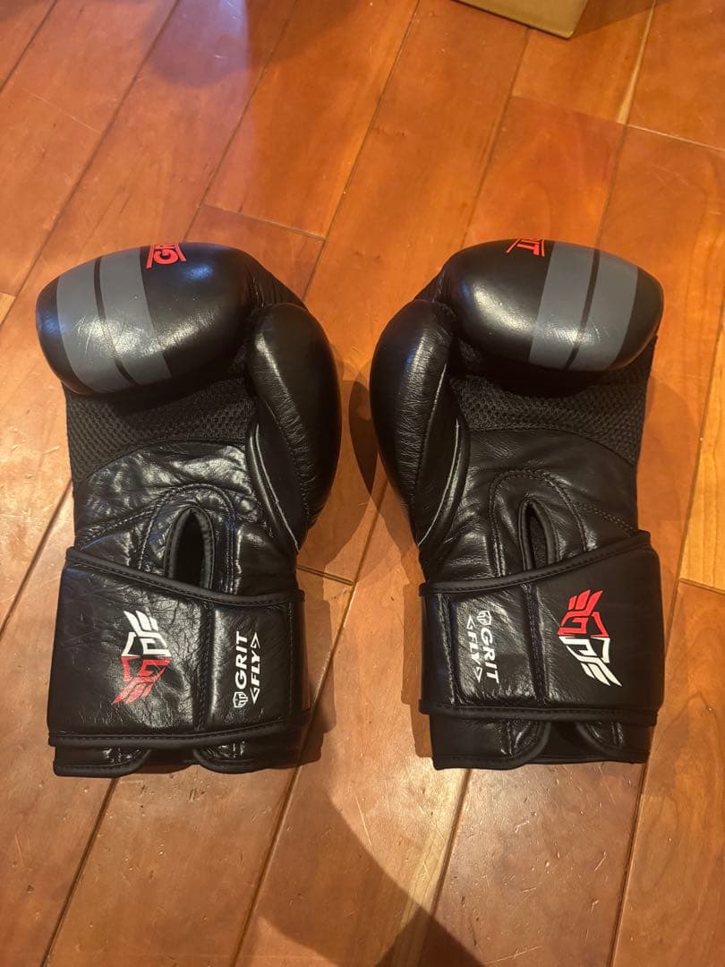 GRIT ボクシンググローブ 黒金　14oz