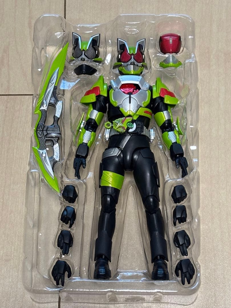 s.h.figuarts 仮面ライダータイクーン　ニンジャフォーム