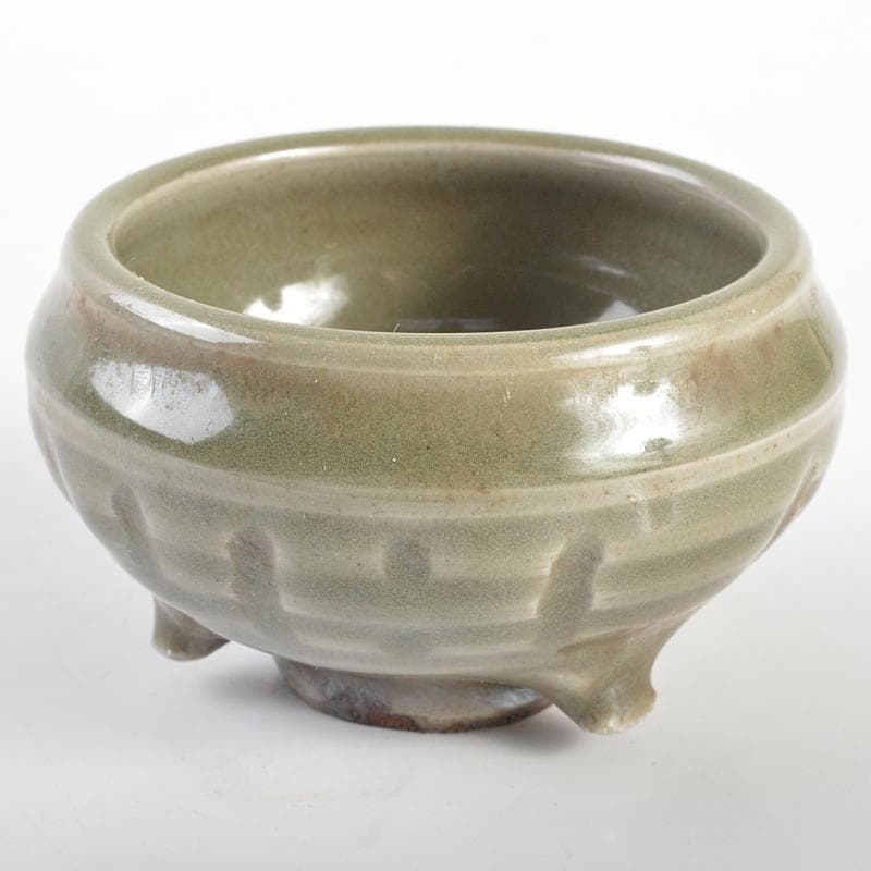 中国　龍泉窯青磁　刻線文　三足香炉　C　R6858E