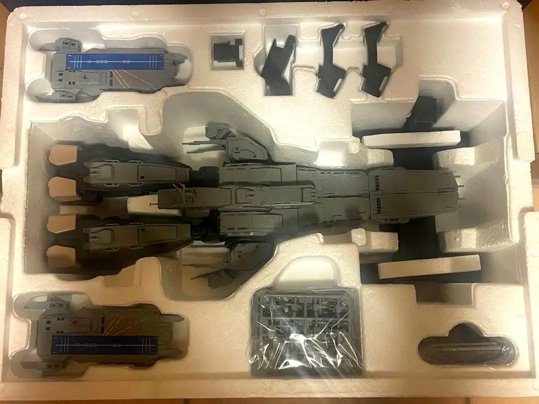 完全変形SDF-1 マクロス 1/3000 「超時空要塞マクロス ～