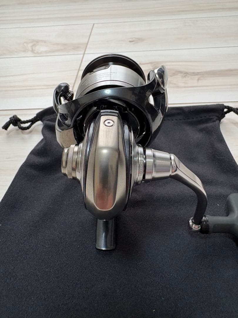 【使用僅か美品】DAIWA/24CERTATE LT3000-XH